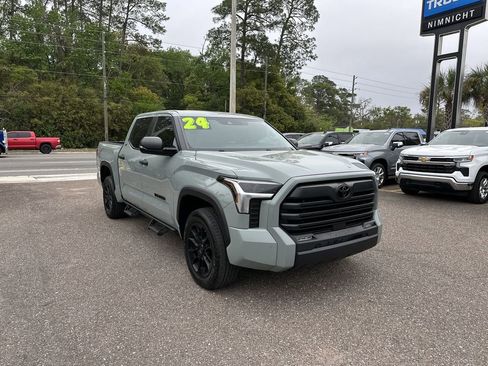 Used 2024 Toyota Tundra SR5 w/ SR5 Convenience Package image 10
