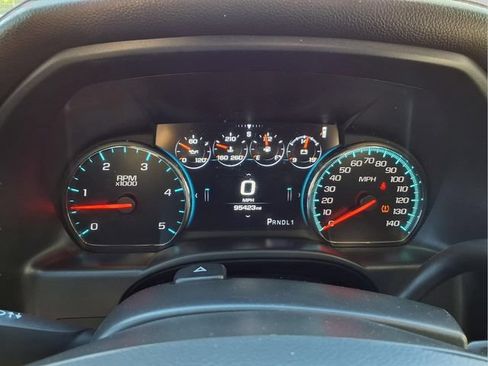 Used 2018 GMC Sierra 2500 Denali w/ Duramax Plus Package AWD/4WD image 14