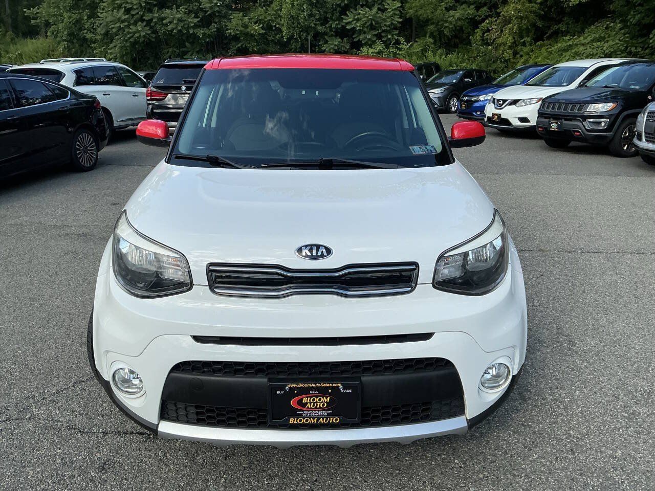Used 2017 Kia Soul + w/ Designer's Package FWD image 2