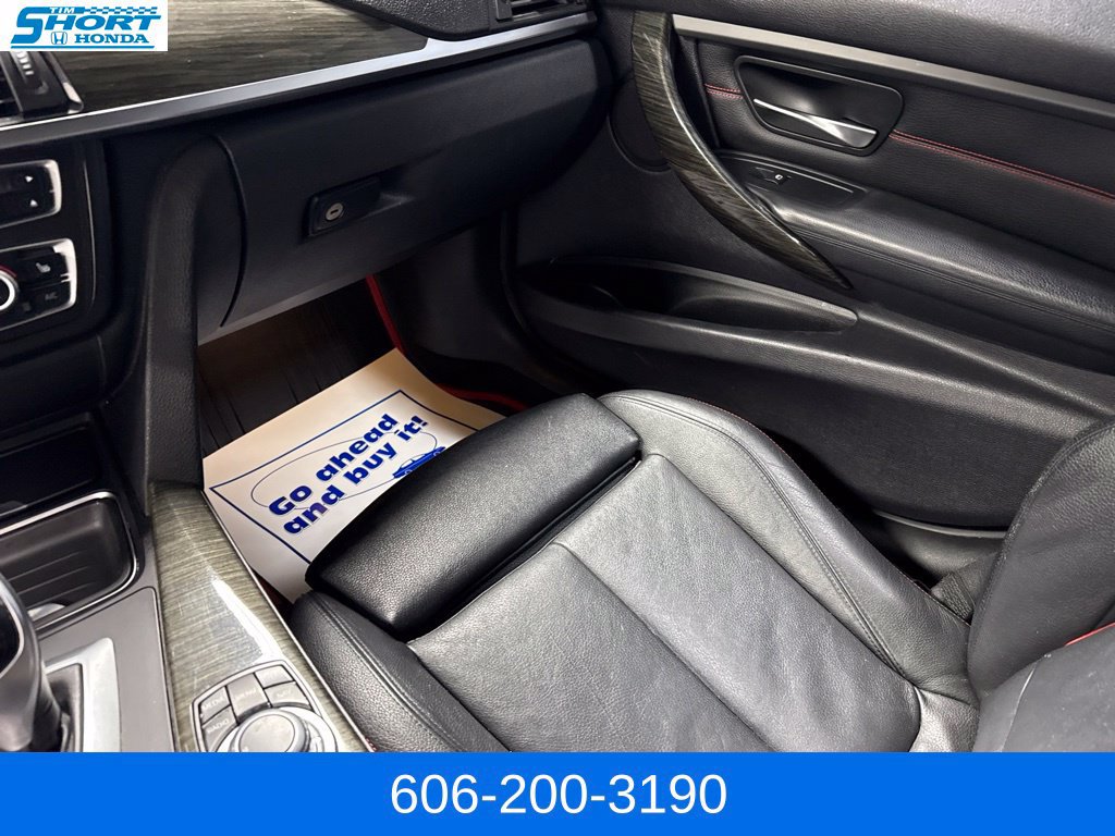 Used 2013 BMW 328i xDrive Sedan AWD/4WD image 19