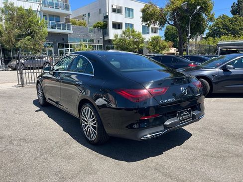 Used 2025 Mercedes-Benz CLA 250 image 9