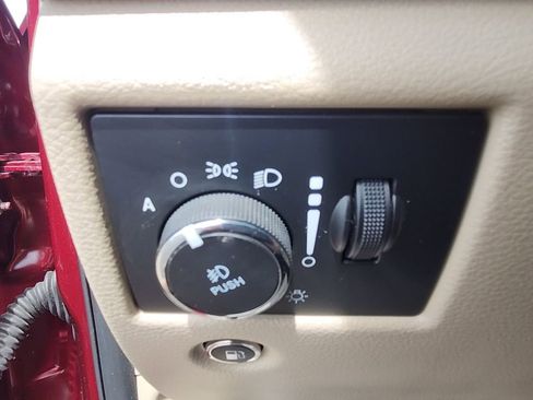 Certified 2020 Jeep Grand Cherokee Limited RWD image 15