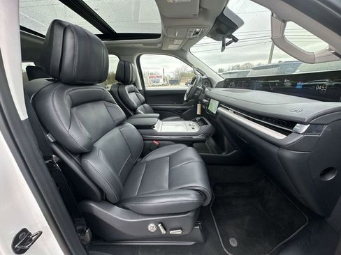 New 2025 Lincoln Navigator L Reserve AWD/4WD image 26