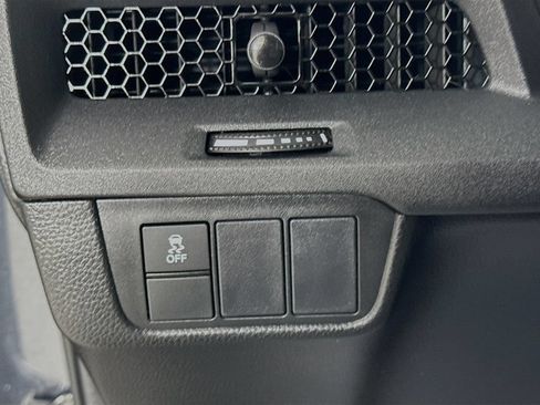 Used 2024 Honda CR-V EX image 10