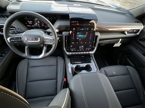New 2026 GMC Yukon XL Elevation image 23