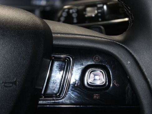 Used 2024 Lincoln Corsair AWD image 37