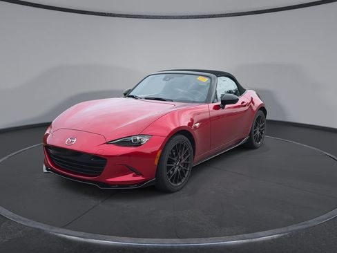 Used 2023 MAZDA MX-5 Miata Club w/ Brembo/BBS Recaro Package RWD image 4