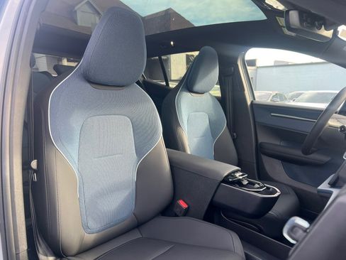 Used 2025 Volvo EX30 Ultra image 34