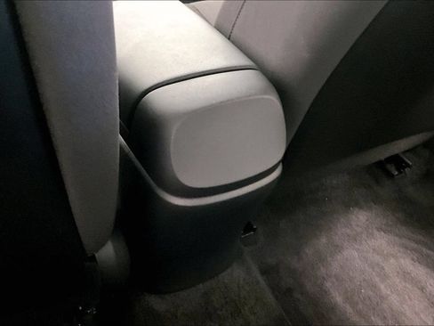 Used 2023 Hyundai Elantra SEL FWD image 25