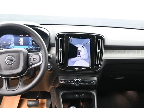 New 2026 Volvo XC40 B5 Ultra AWD/4WD image 12