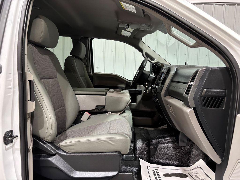 Used 2017 Ford F250 XL w/ Power Equipment Group AWD/4WD image 12