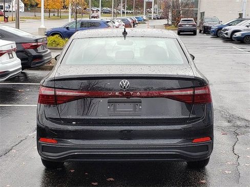 New 2026 Volkswagen Jetta S image 4