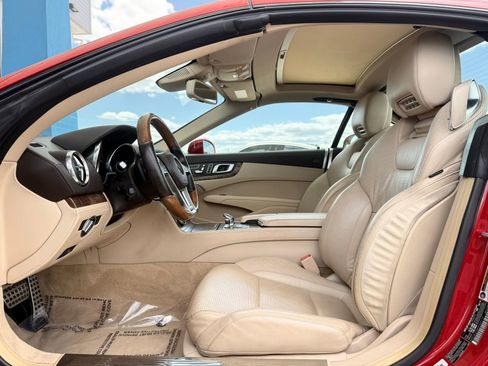 Used 2016 Mercedes-Benz SL 400 w/ Premium I Package image 30