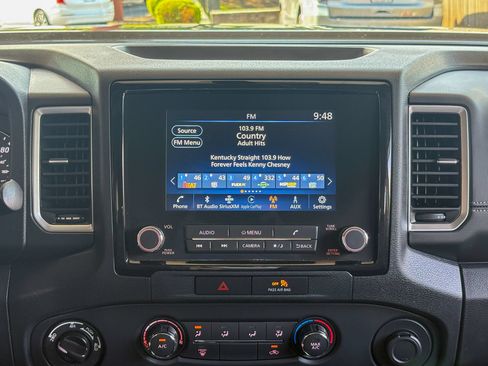 Used 2022 Nissan Frontier SV w/ Technology Package AWD/4WD image 10
