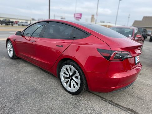 Used 2023 Tesla Model 3 Standard Range image 16