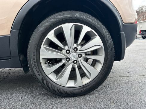 Used 2018 Buick Encore Preferred image 20