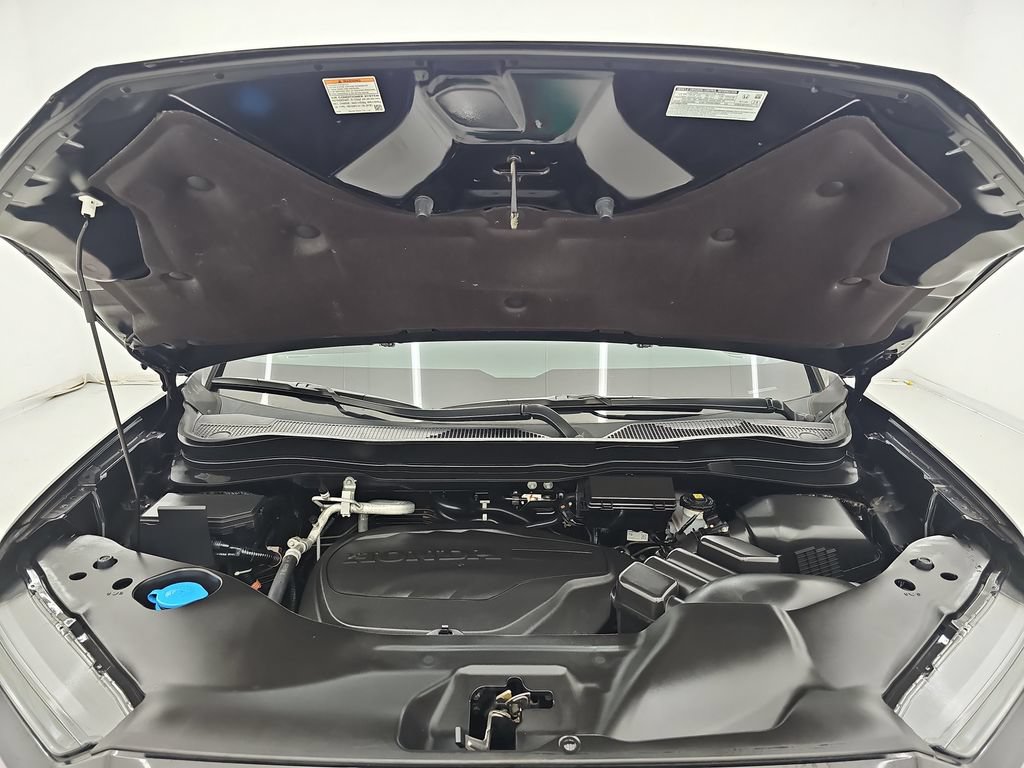 Certified 2023 Honda Passport TrailSport image 47