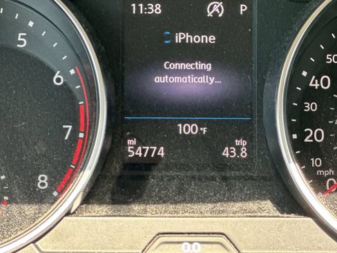 Used 2018 Volkswagen Tiguan S FWD image 26