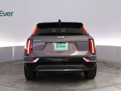 Used 2025 Cadillac Optiq Luxury 1 AWD/4WD image 15