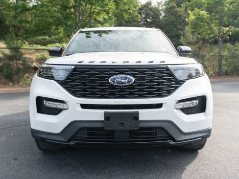 Used 2024 Ford Explorer ST-Line w/ Class IV Trailer Tow Package RWD image 5