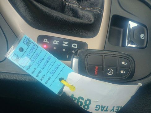 Used 2016 Jeep Cherokee Limited image 33