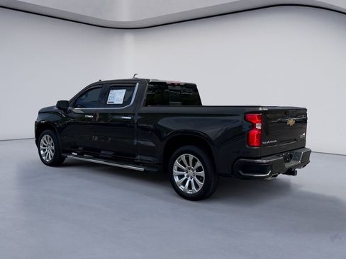 Used 2021 Chevrolet Silverado 1500 High Country w/ Technology Package AWD/4WD image 3