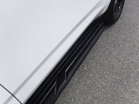 Used 2021 Chevrolet Tahoe 2WD w/ Remote Keyless Entry Package image 6