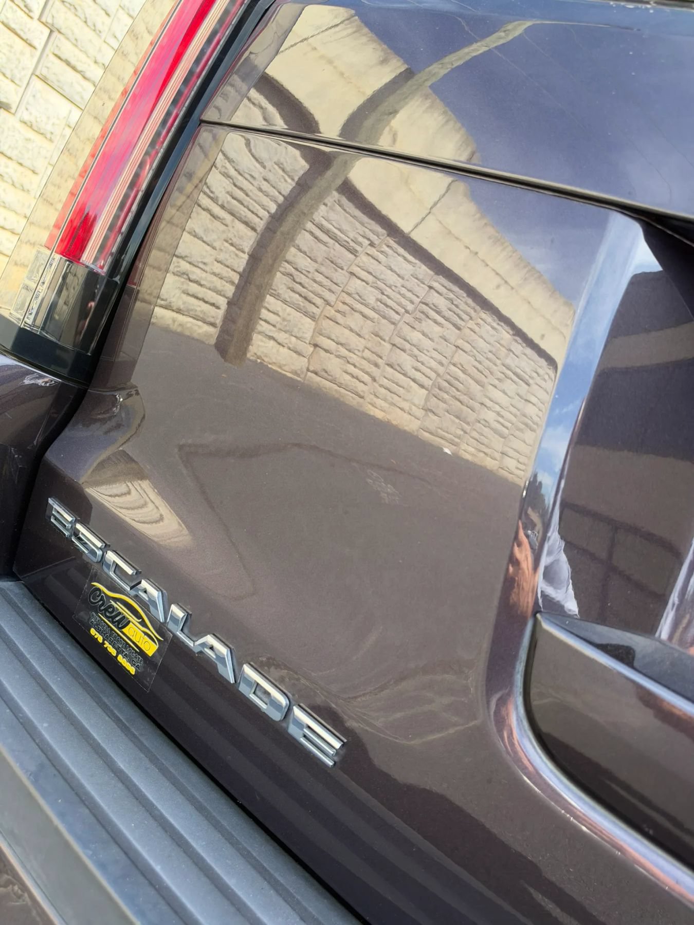 Used 2015 Cadillac Escalade Premium RWD image 10