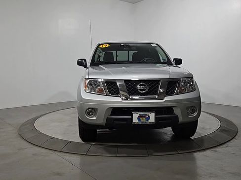 Used 2019 Nissan Frontier SV w/ Value Truck Package image 9