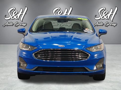 Used 2019 Ford Fusion SE w/ Equipment Group 151A FWD image 12