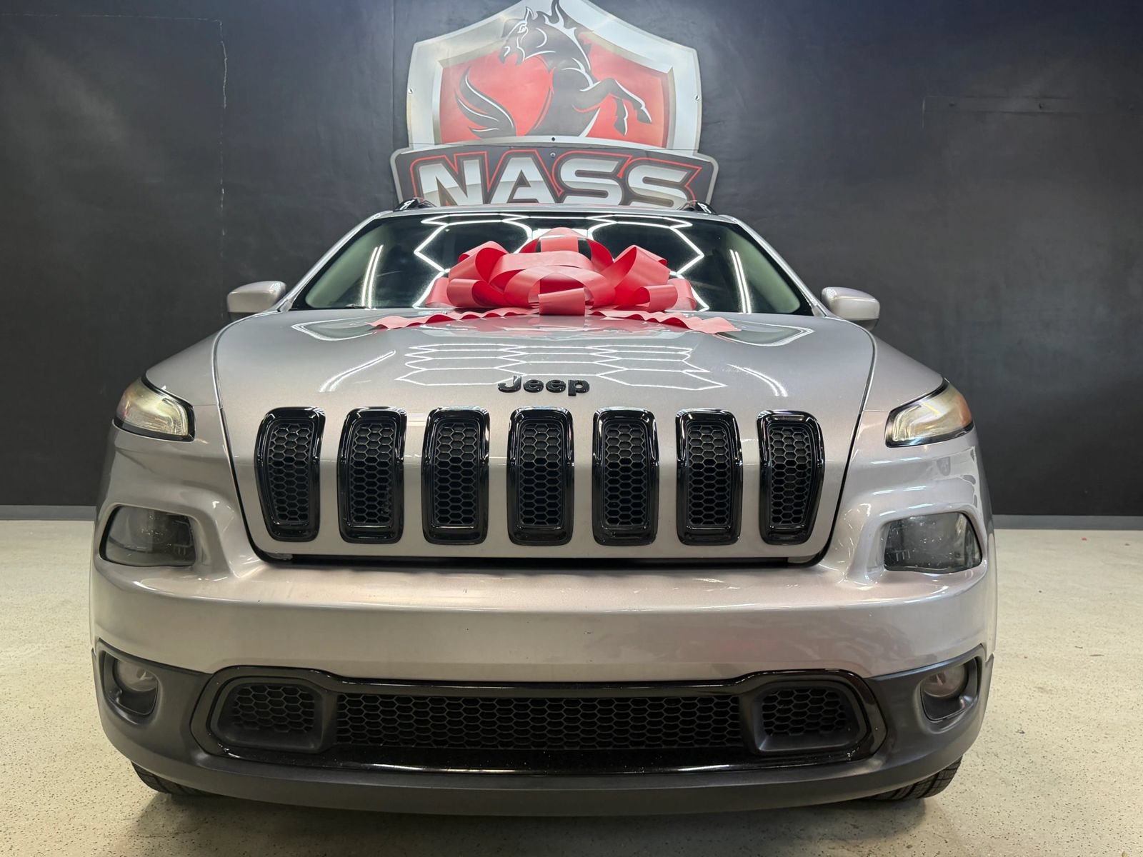 Used 2016 Jeep Cherokee Latitude FWD image 6