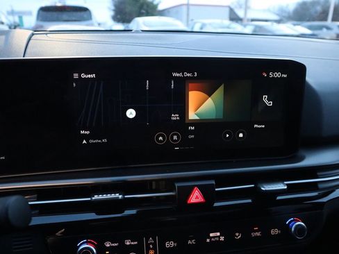 New 2026 Kia Sportage SX image 37