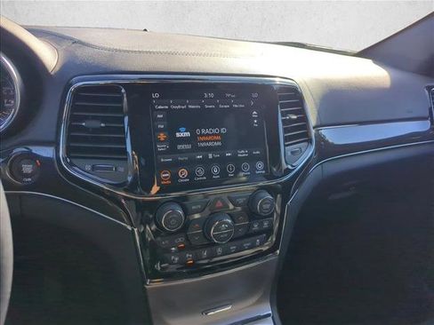 Used 2021 Jeep Grand Cherokee Overland image 13