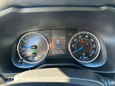 Certified 2022 Toyota RAV4 LE AWD/4WD image 36