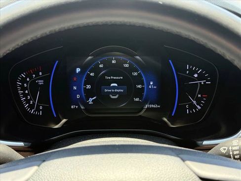 Used 2019 Hyundai Santa Fe Limited FWD image 11
