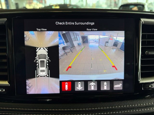 Used 2022 Chrysler Pacifica Touring-L w/ Uconnect Theater Family Group FWD image 16