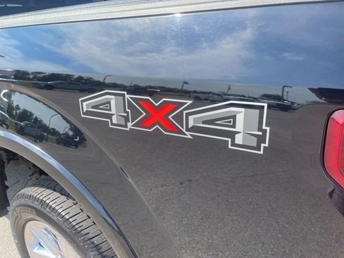 Used 2020 Ford F150 Lariat w/ Equipment Group 502A Luxury image 12