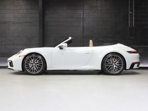 Used 2022 Porsche 911 Carrera S image 3