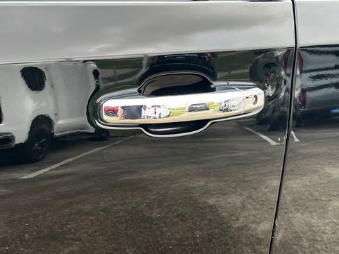 Used 2024 GMC Sierra 1500 SLT image 27