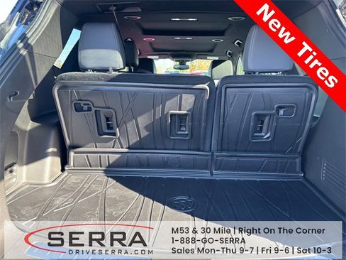 Used 2024 Buick Enclave Essence w/ Experience Buick Package image 28