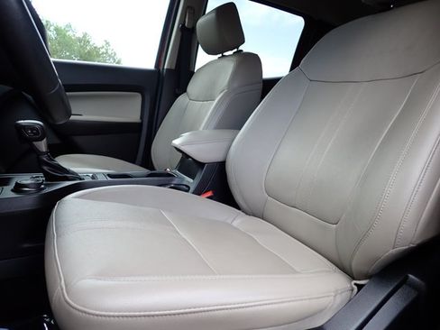 Used 2019 Ford Ranger Lariat w/ Equipment Group 501A Mid AWD/4WD image 12