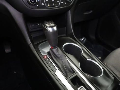 Used 2019 Chevrolet Equinox LT FWD image 26