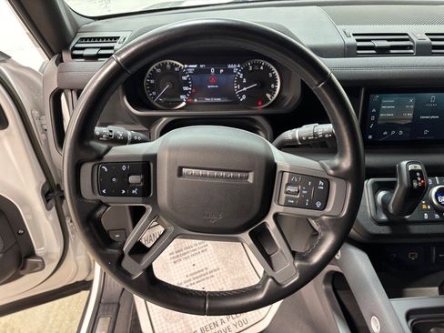 Used 2023 Land Rover Defender 110 X-Dynamic SE image 18