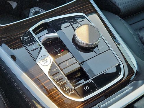 Certified 2025 BMW X5 xDrive40i w/ Premium Package AWD/4WD image 26