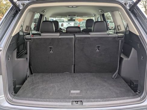 Used 2024 Volkswagen Atlas SE image 14