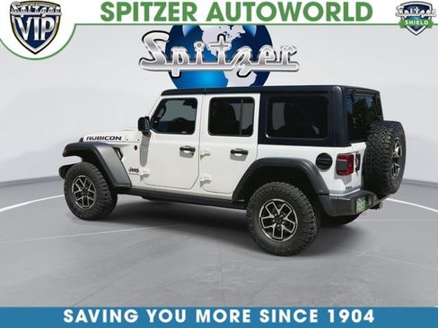 Used 2024 Jeep Wrangler Unlimited Rubicon AWD/4WD image 7