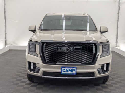 Used 2023 GMC Yukon Denali Ultimate image 9