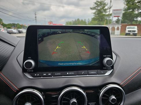 Used 2025 Nissan Sentra SR FWD image 20