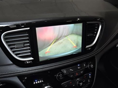 New 2026 Chrysler Pacifica Select w/ S Appearance Package AWD/4WD image 12
