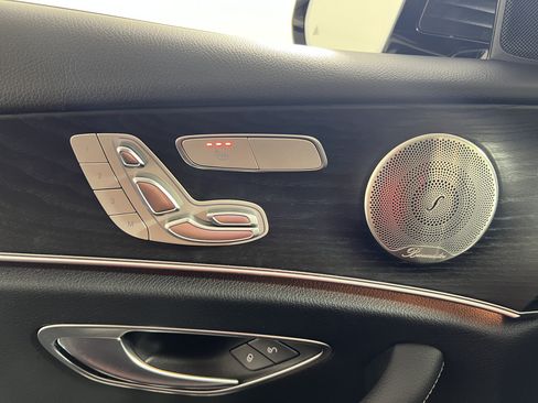 Used 2022 Mercedes-Benz E 350 Sedan image 21